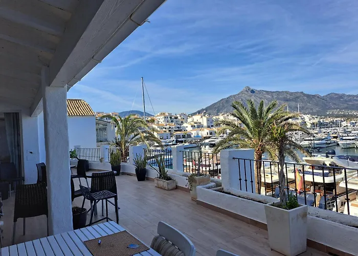 Private Suites In Huge Penthouse 1St Line Puerto Banus, Incredible Views, Jacuzzis