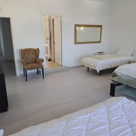 Private Suites In Huge Penthouse 1St Line Puerto Banus, Incredible Views, Jacuzzis Marbella Exterior foto